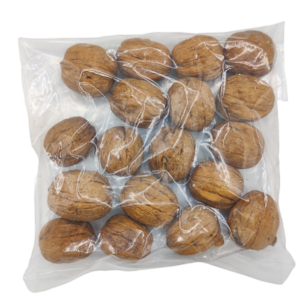 Walnuts with shell - ?????