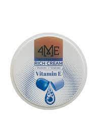 4ME - Moisturizing - Rich Cream - Vitamin E - 200 ml